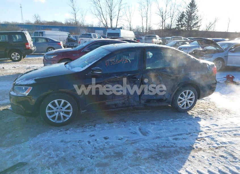 Photo 14 of 2012 Volkswagen Jetta 2.5L SE (VIN 3VWDX7AJ5CM405475)