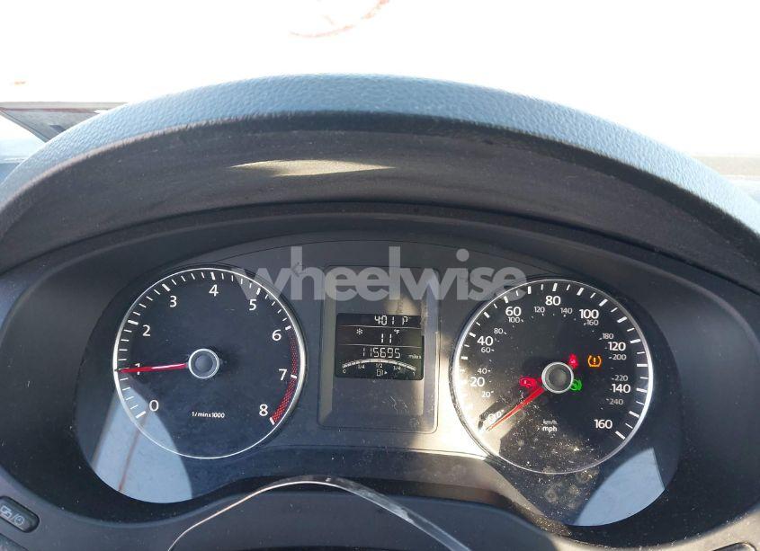 Photo 15 of 2012 Volkswagen Jetta 2.5L SE (VIN 3VWDX7AJ5CM405475)