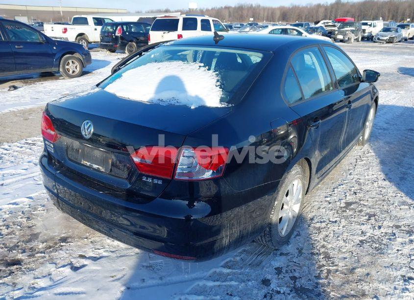 Photo 4 of 2012 Volkswagen Jetta 2.5L SE (VIN 3VWDX7AJ5CM405475)