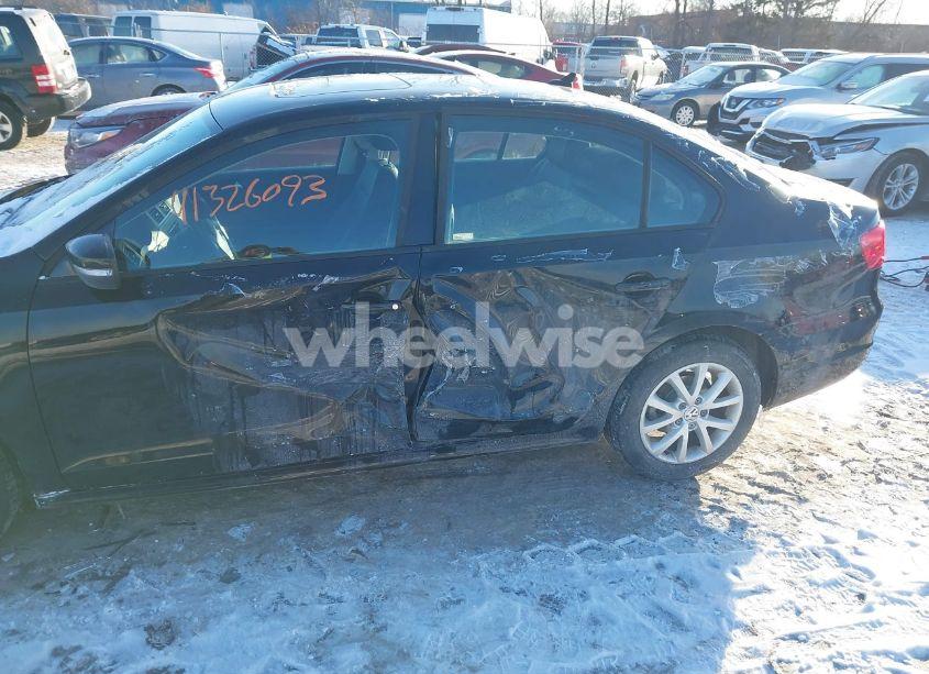 Photo 6 of 2012 Volkswagen Jetta 2.5L SE (VIN 3VWDX7AJ5CM405475)