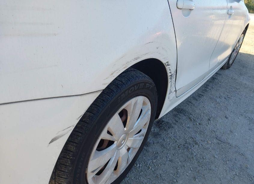 Photo 14 of 2013 Volkswagen Jetta 2.5L SE (VIN 3VWDX7AJ5DM355081)