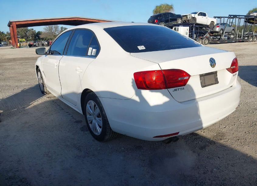 Photo 3 of 2013 Volkswagen Jetta 2.5L SE (VIN 3VWDX7AJ5DM355081)