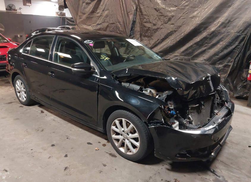 2013 Volkswagen Jetta 2.5L SE (VIN 3VWDX7AJ5DM391711) main photo