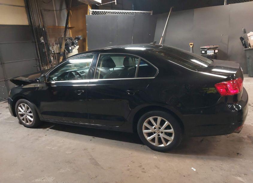 Photo 14 of 2013 Volkswagen Jetta 2.5L SE (VIN 3VWDX7AJ5DM391711)