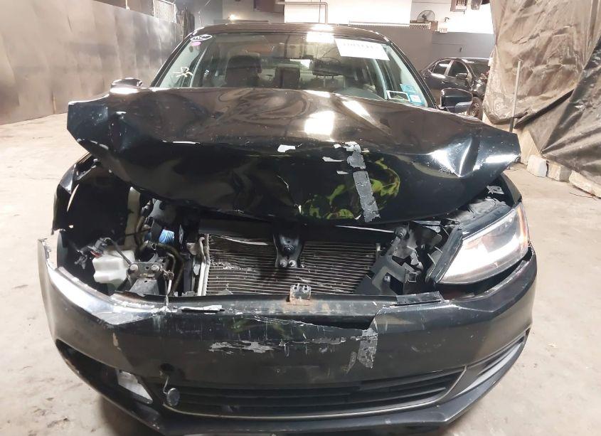 Photo 6 of 2013 Volkswagen Jetta 2.5L SE (VIN 3VWDX7AJ5DM391711)