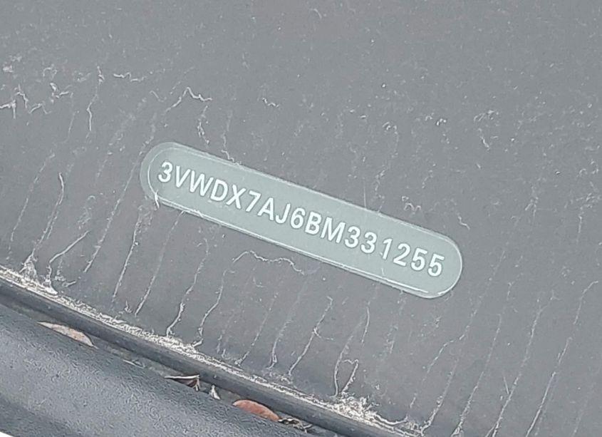 Photo 9 of 2011 Volkswagen Jetta 2.5L SE (VIN 3VWDX7AJ6BM331255)