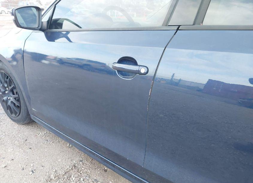 Photo 12 of 2011 Volkswagen Jetta 2.5L SE (VIN 3VWDX7AJ6BM395036)