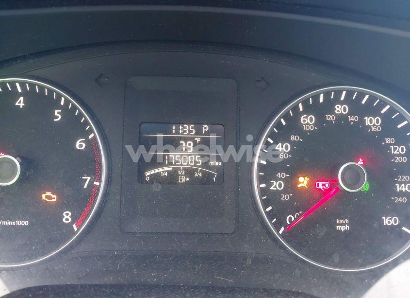 Photo 7 of 2012 Volkswagen Jetta 2.5L SE (VIN 3VWDX7AJ6CM108473)