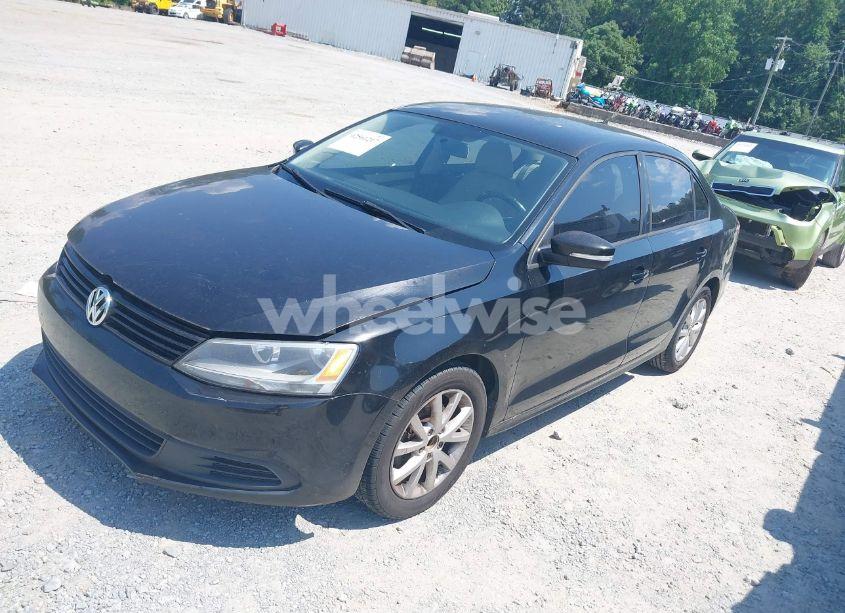 Photo 2 of 2012 Volkswagen Jetta 2.5L SE (VIN 3VWDX7AJ6CM343682)