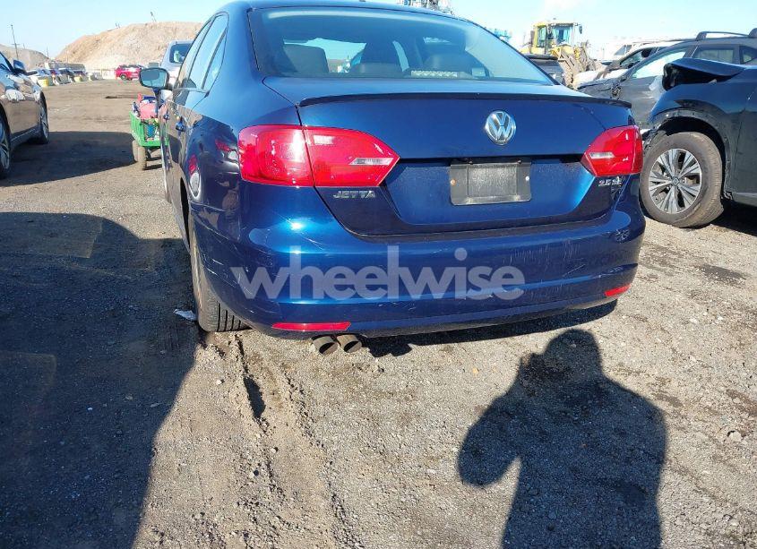 Photo 13 of 2012 Volkswagen Jetta 2.5L SE (VIN 3VWDX7AJ6CM350177)