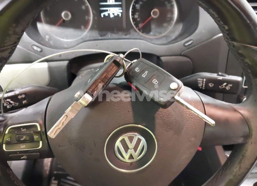 Photo 11 of 2013 Volkswagen Jetta 2.5L SE (VIN 3VWDX7AJ6DM393452)