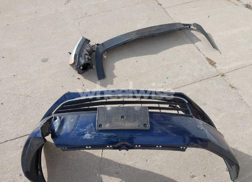 Photo 12 of 2011 Volkswagen Jetta 2.5L SE (VIN 3VWDX7AJ7BM008140)