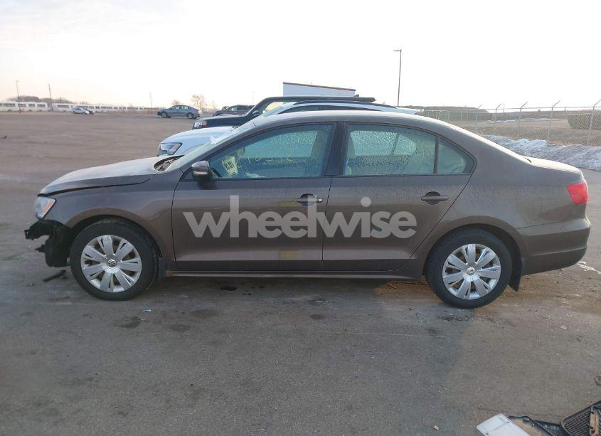 Photo 14 of 2011 Volkswagen Jetta 2.5L SE (VIN 3VWDX7AJ7BM385096)