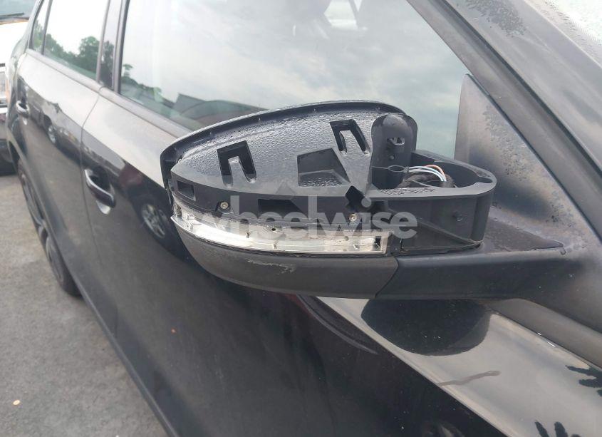 Photo 17 of 2011 Volkswagen Jetta 2.5L SE (VIN 3VWDX7AJ7BM389620)