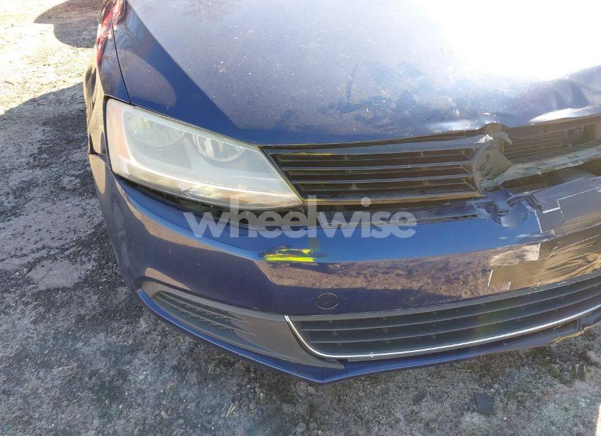 Photo 13 of 2012 Volkswagen Jetta 2.5L SE (VIN 3VWDX7AJ7CM304115)