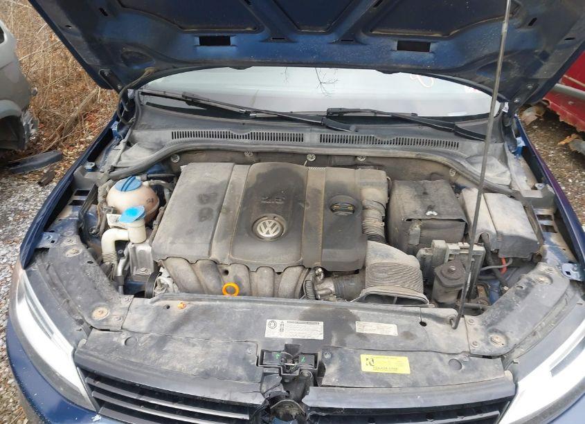 Photo 10 of 2012 Volkswagen Jetta 2.5L SE (VIN 3VWDX7AJ7CM468724)