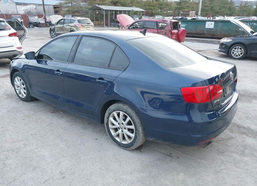 Photo 3 of 2012 Volkswagen Jetta 2.5L SE (VIN 3VWDX7AJ7CM468724)