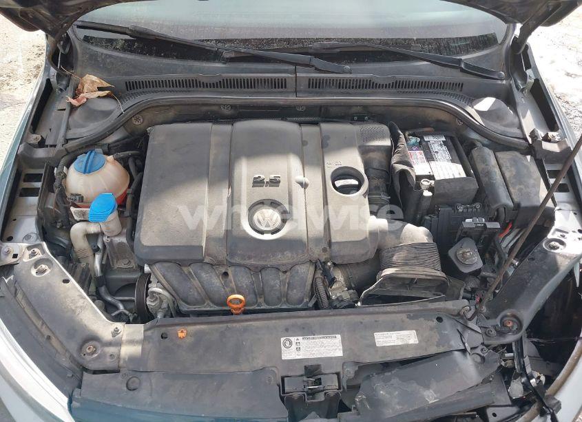 Photo 10 of 2013 Volkswagen Jetta 2.5L SE (VIN 3VWDX7AJ7DM257377)