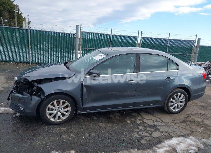 Photo 14 of 2013 Volkswagen Jetta 2.5L SE (VIN 3VWDX7AJ7DM257377)