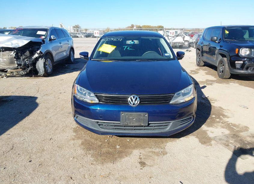 Photo 12 of 2011 Volkswagen Jetta 2.5L SE (VIN 3VWDX7AJ8BM048842)
