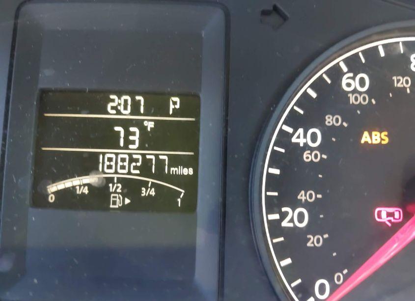 Photo 7 of 2011 Volkswagen Jetta 2.5L SE (VIN 3VWDX7AJ8BM048842)