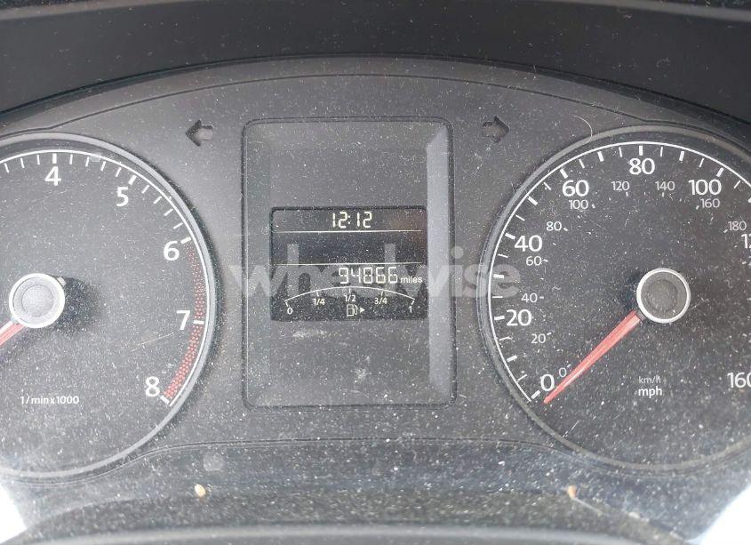 Photo 7 of 2011 Volkswagen Jetta 2.5L SE (VIN 3VWDX7AJ8BM387343)