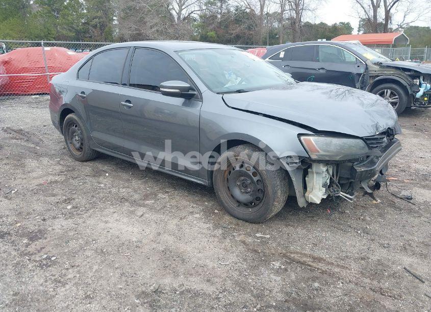 2012 Volkswagen Jetta 2.5L SE (VIN 3VWDX7AJ8CM348852) main photo