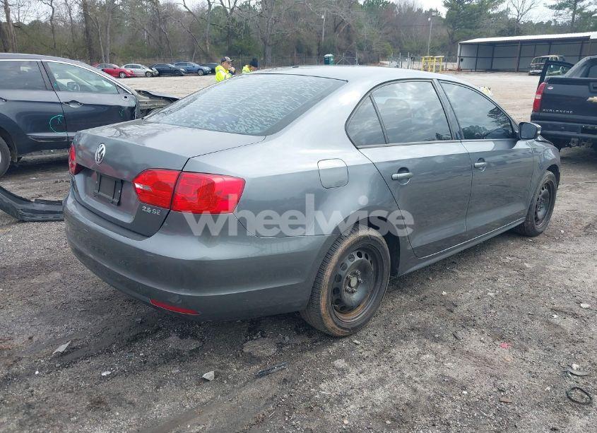 Photo 4 of 2012 Volkswagen Jetta 2.5L SE (VIN 3VWDX7AJ8CM348852)