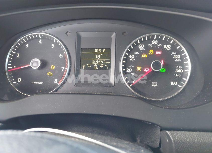 Photo 7 of 2013 Volkswagen Jetta 2.5L SE (VIN 3VWDX7AJ8DM215350)