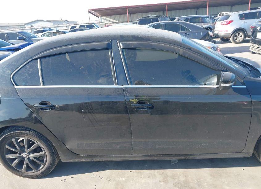 Photo 14 of 2013 Volkswagen Jetta 2.5L SE (VIN 3VWDX7AJ8DM364230)