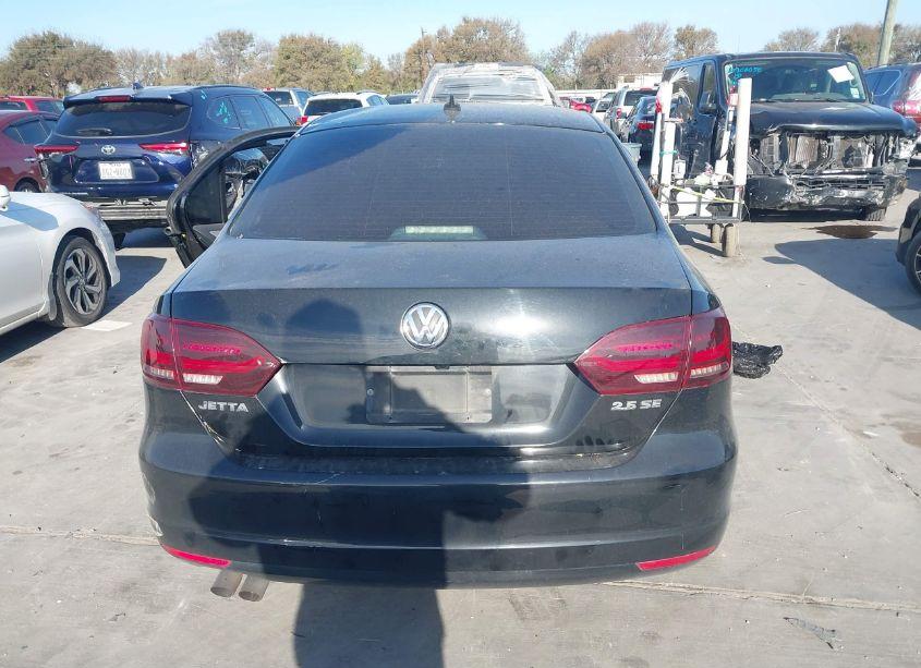 Photo 17 of 2013 Volkswagen Jetta 2.5L SE (VIN 3VWDX7AJ8DM364230)