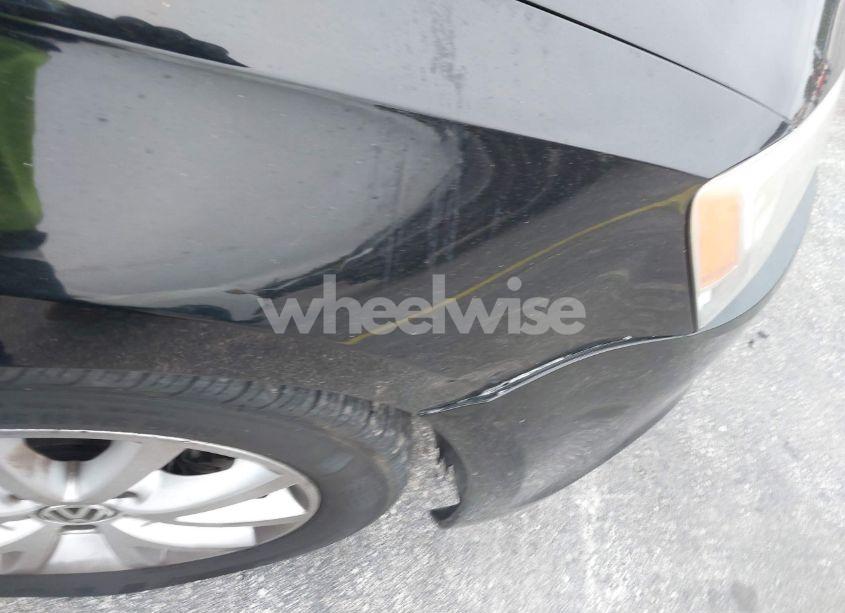 Photo 6 of 2011 Volkswagen Jetta 2.5L SE (VIN 3VWDX7AJ9BM315728)