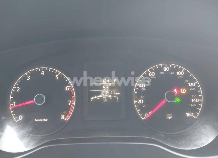 Photo 7 of 2011 Volkswagen Jetta 2.5L SE (VIN 3VWDX7AJ9BM315728)