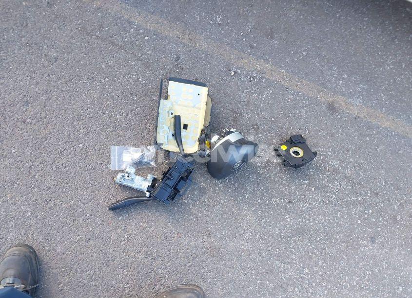 Photo 12 of 2011 Volkswagen Jetta 2.5L SE (VIN 3VWDX7AJ9BM329385)