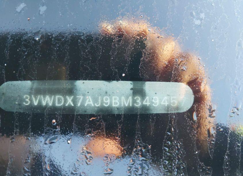 Photo 9 of 2011 Volkswagen Jetta 2.5L SE (VIN 3VWDX7AJ9BM349457)