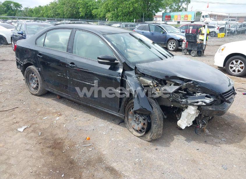2011 Volkswagen Jetta 2.5L SE (VIN 3VWDX7AJ9BM399470) main photo