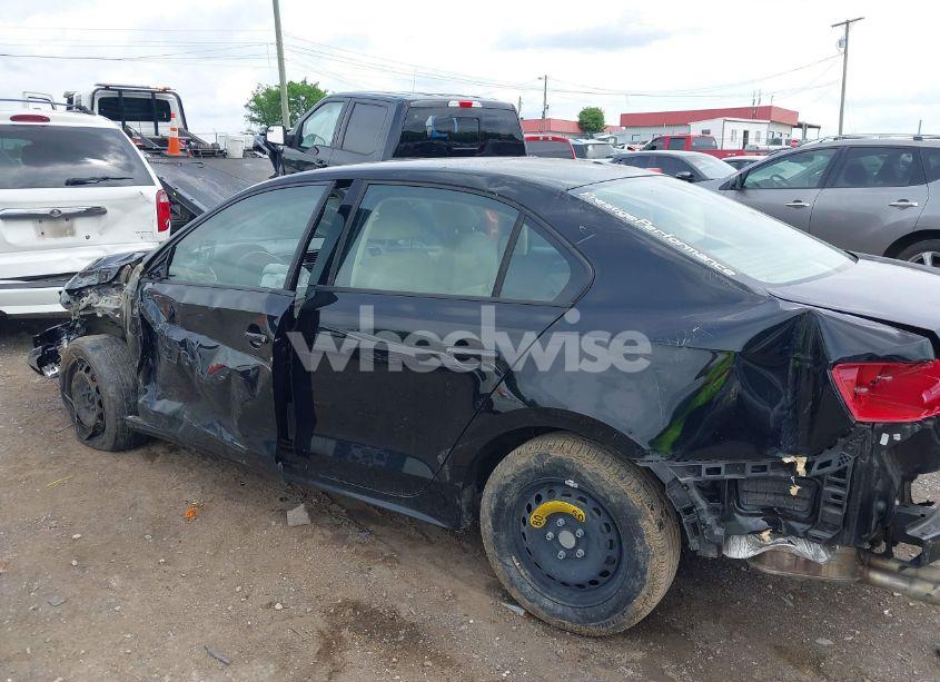 Photo 13 of 2011 Volkswagen Jetta 2.5L SE (VIN 3VWDX7AJ9BM399470)