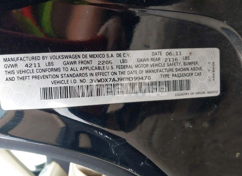 Photo 9 of 2011 Volkswagen Jetta 2.5L SE (VIN 3VWDX7AJ9BM399470)