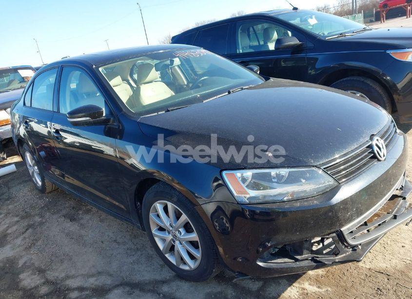 2012 Volkswagen Jetta 2.5L SE (VIN 3VWDX7AJ9CM367555) main photo