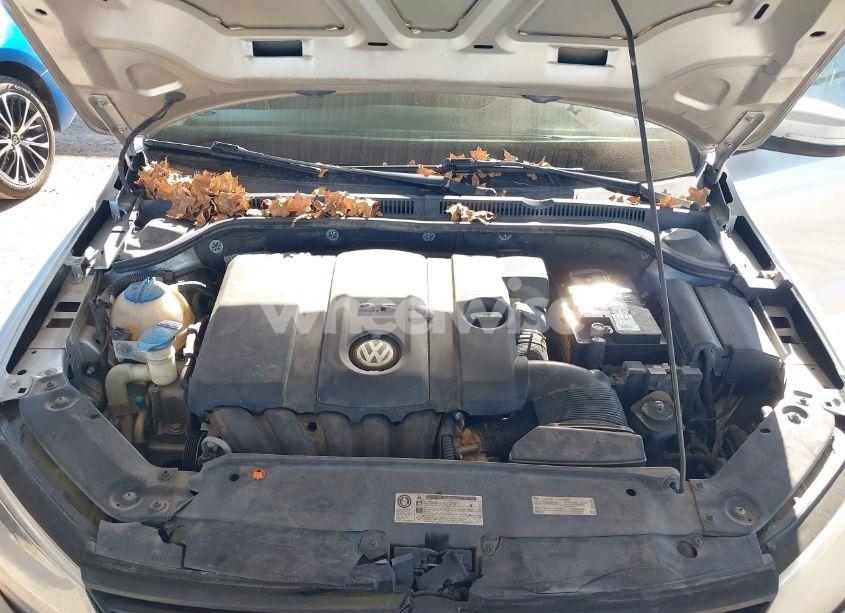 Photo 10 of 2012 Volkswagen Jetta 2.5L SE (VIN 3VWDX7AJ9CM389619)