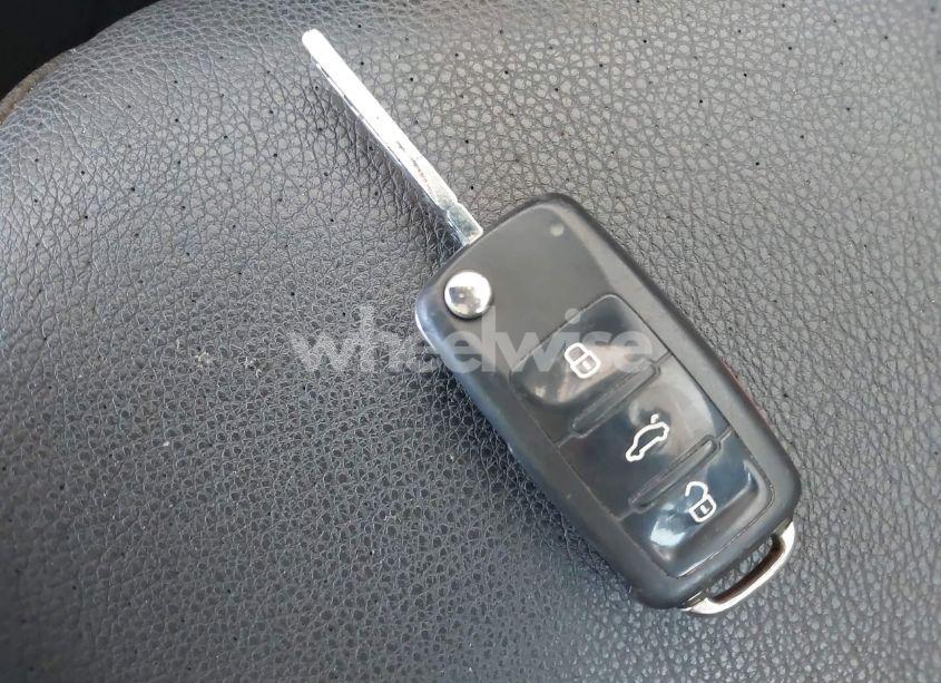 Photo 11 of 2012 Volkswagen Jetta 2.5L SE (VIN 3VWDX7AJ9CM389619)