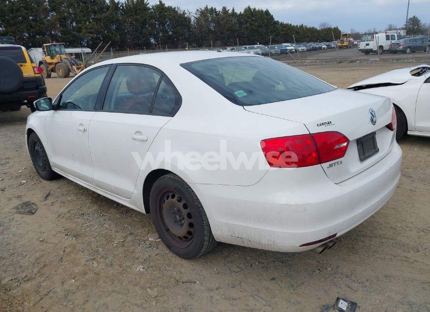 Photo 3 of 2012 Volkswagen Jetta 2.5L SE (VIN 3VWDX7AJ9CM458423)