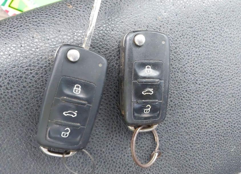 Photo 11 of 2012 Volkswagen Jetta 2.5L SE (VIN 3VWDX7AJ9CM472578)