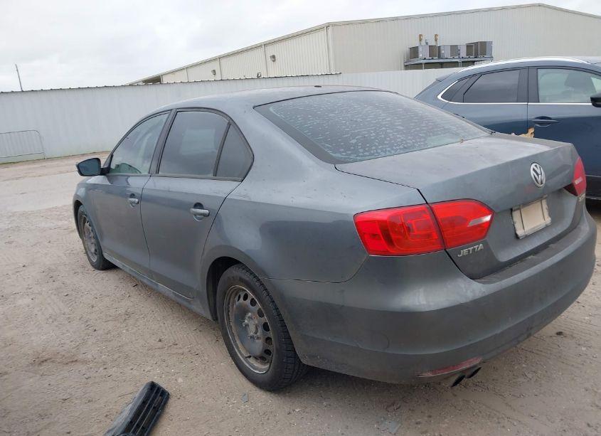 Photo 3 of 2012 Volkswagen Jetta 2.5L SE (VIN 3VWDX7AJ9CM472578)