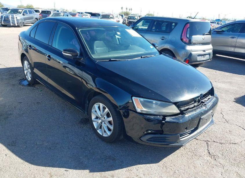 Photo 6 of 2011 Volkswagen Jetta 2.5L SE (VIN 3VWDX7AJXBM006401)
