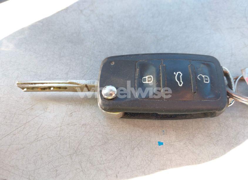 Photo 11 of 2011 Volkswagen Jetta 2.5L SE (VIN 3VWDX7AJXBM314944)