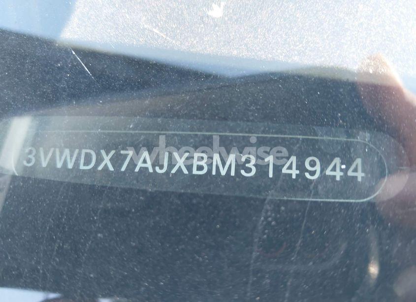 Photo 9 of 2011 Volkswagen Jetta 2.5L SE (VIN 3VWDX7AJXBM314944)