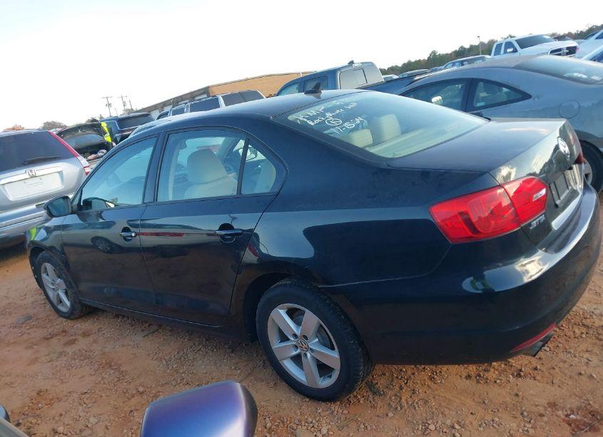 Photo 14 of 2011 Volkswagen Jetta 2.5L SE (VIN 3VWDX7AJXBM341271)