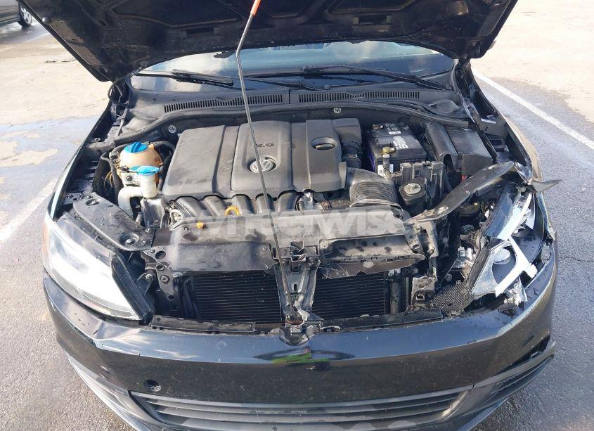 Photo 10 of 2011 Volkswagen Jetta 2.5L SE (VIN 3VWDX7AJXBM348124)