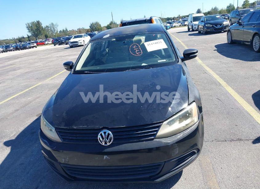 Photo 6 of 2012 Volkswagen Jetta 2.5L SE (VIN 3VWDX7AJXCM013866)